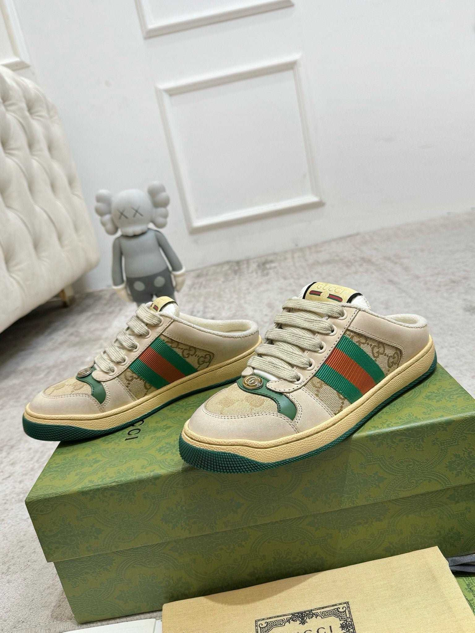 SE1693 Gucci Women's Screener Mule / Size5-11