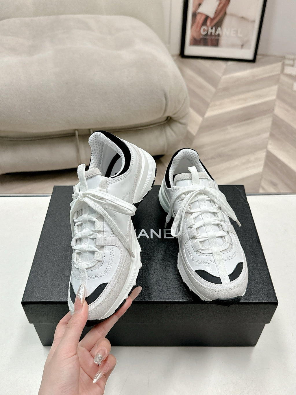 SE1690 Chanel Sneakers / Size5-11