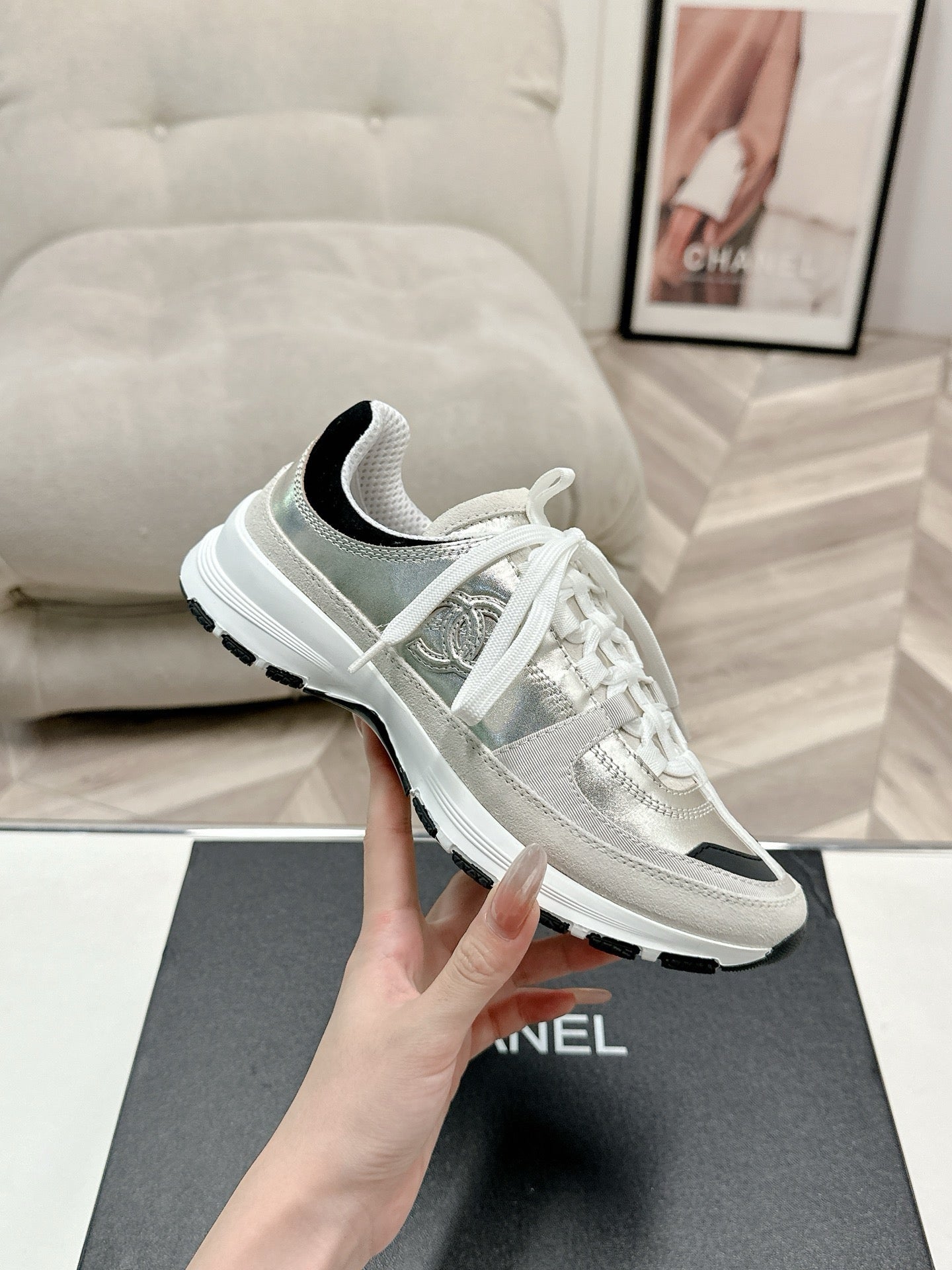 SE1691 Chanel Sneakers / Size5-11