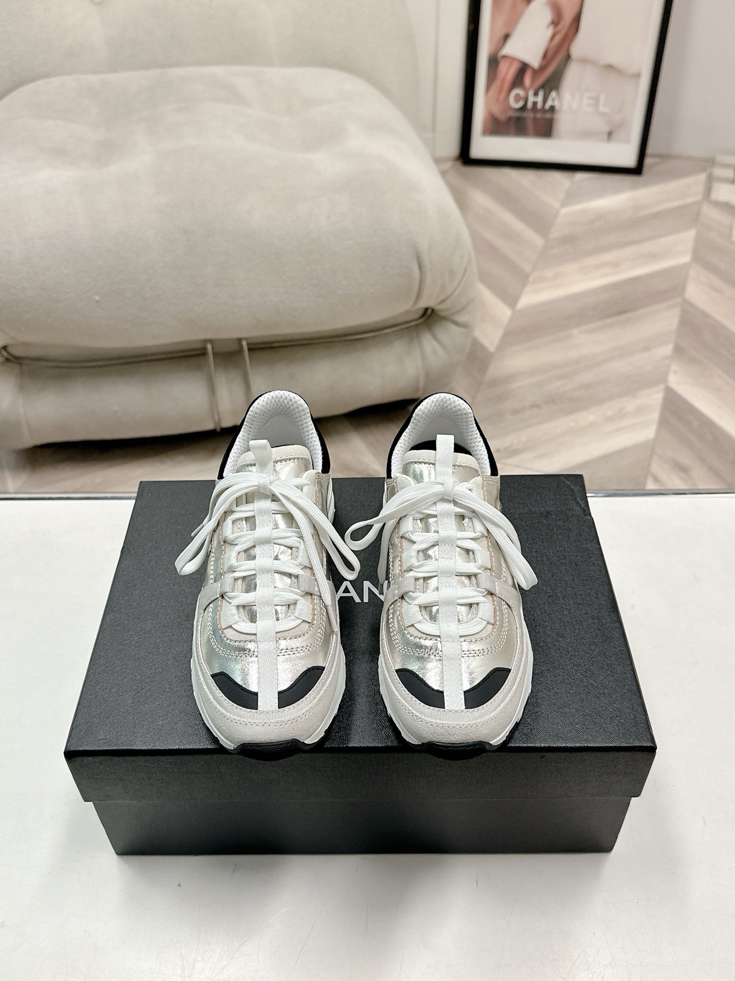 SE1691 Chanel Sneakers / Size5-11