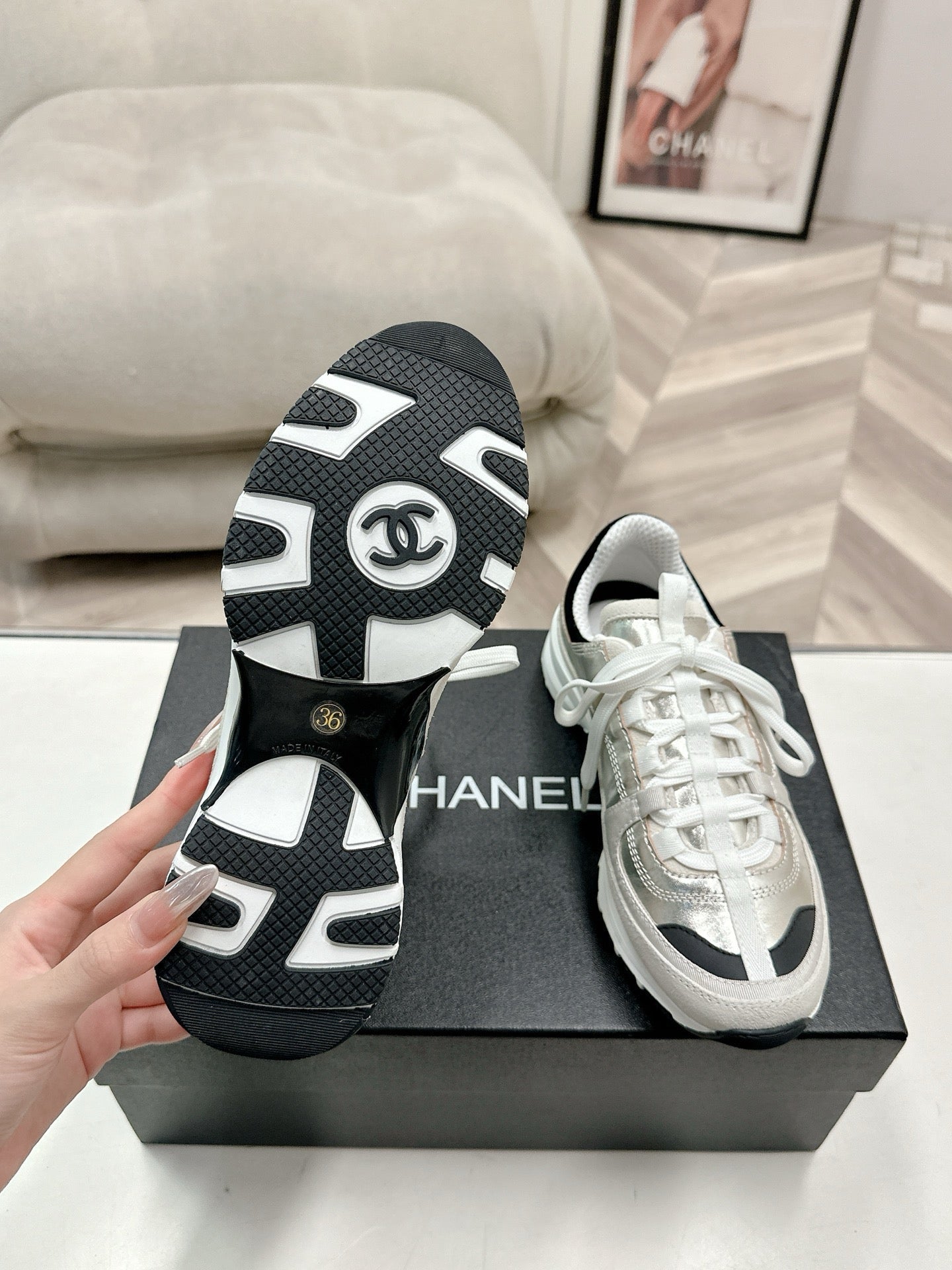 SE1691 Chanel Sneakers / Size5-11