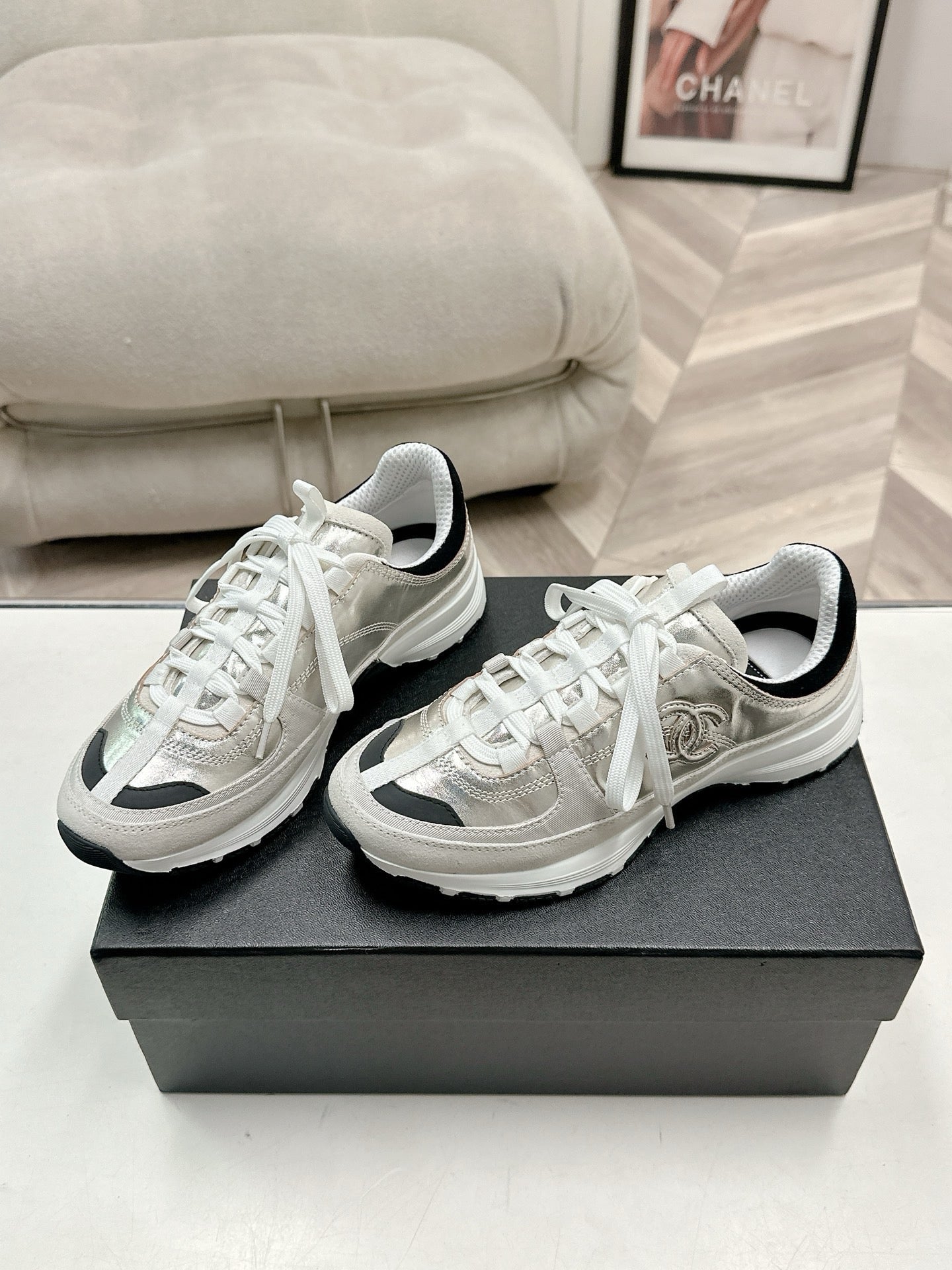 SE1691 Chanel Sneakers / Size5-11