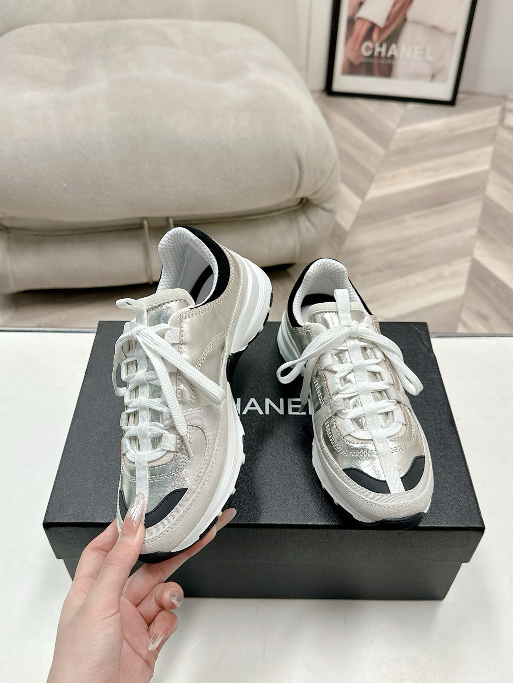SE1691 Chanel Sneakers / Size5-11
