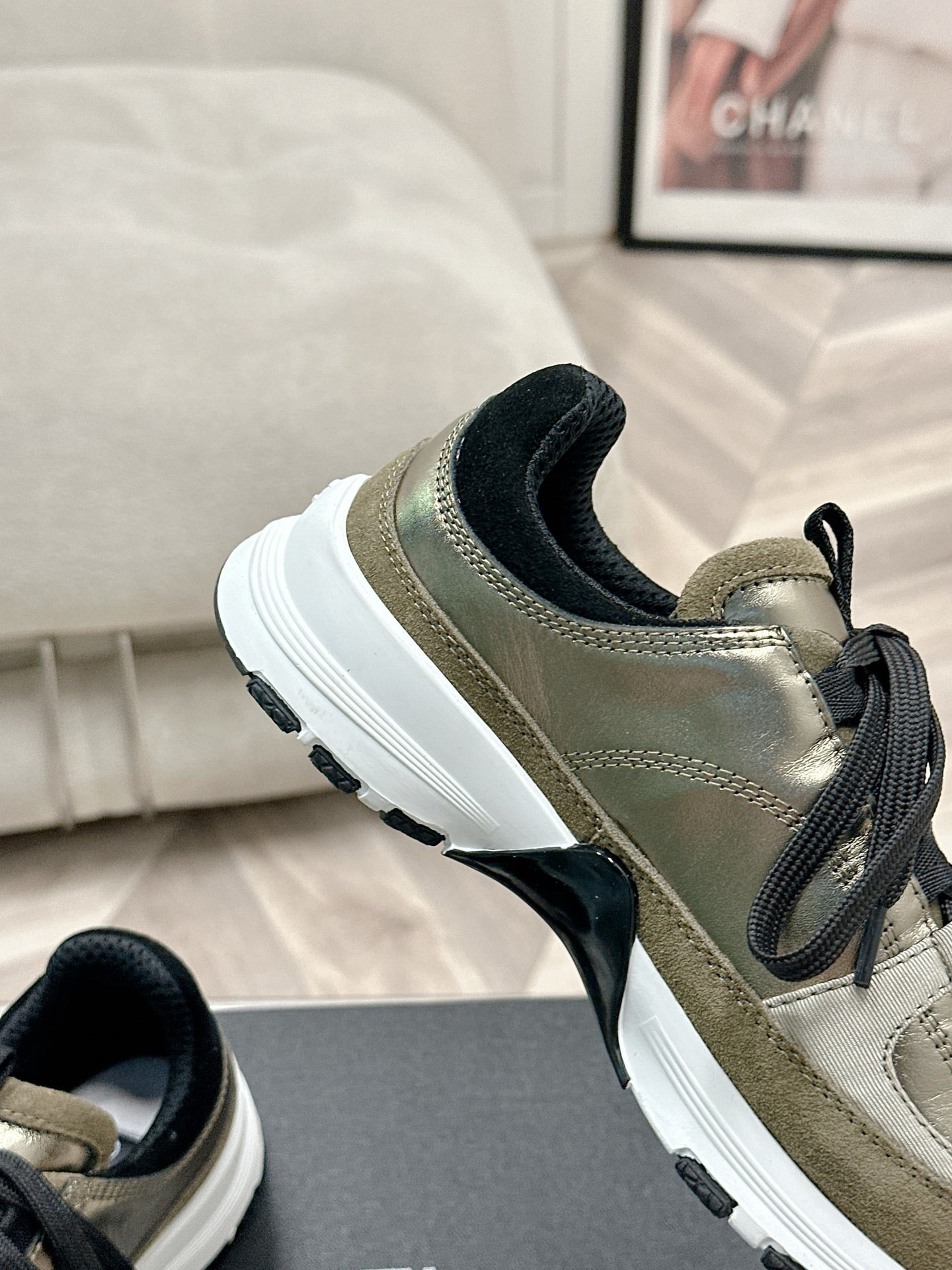 SE1692 Chanel Sneakers / Size5-11