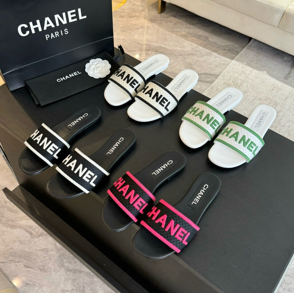 SE1447 CC Slide Sandals / Size5-11