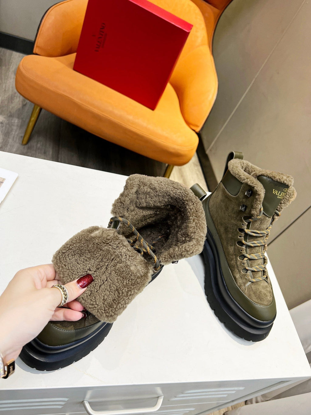 SE1190 Valention Lace-up Boots / Size5-10