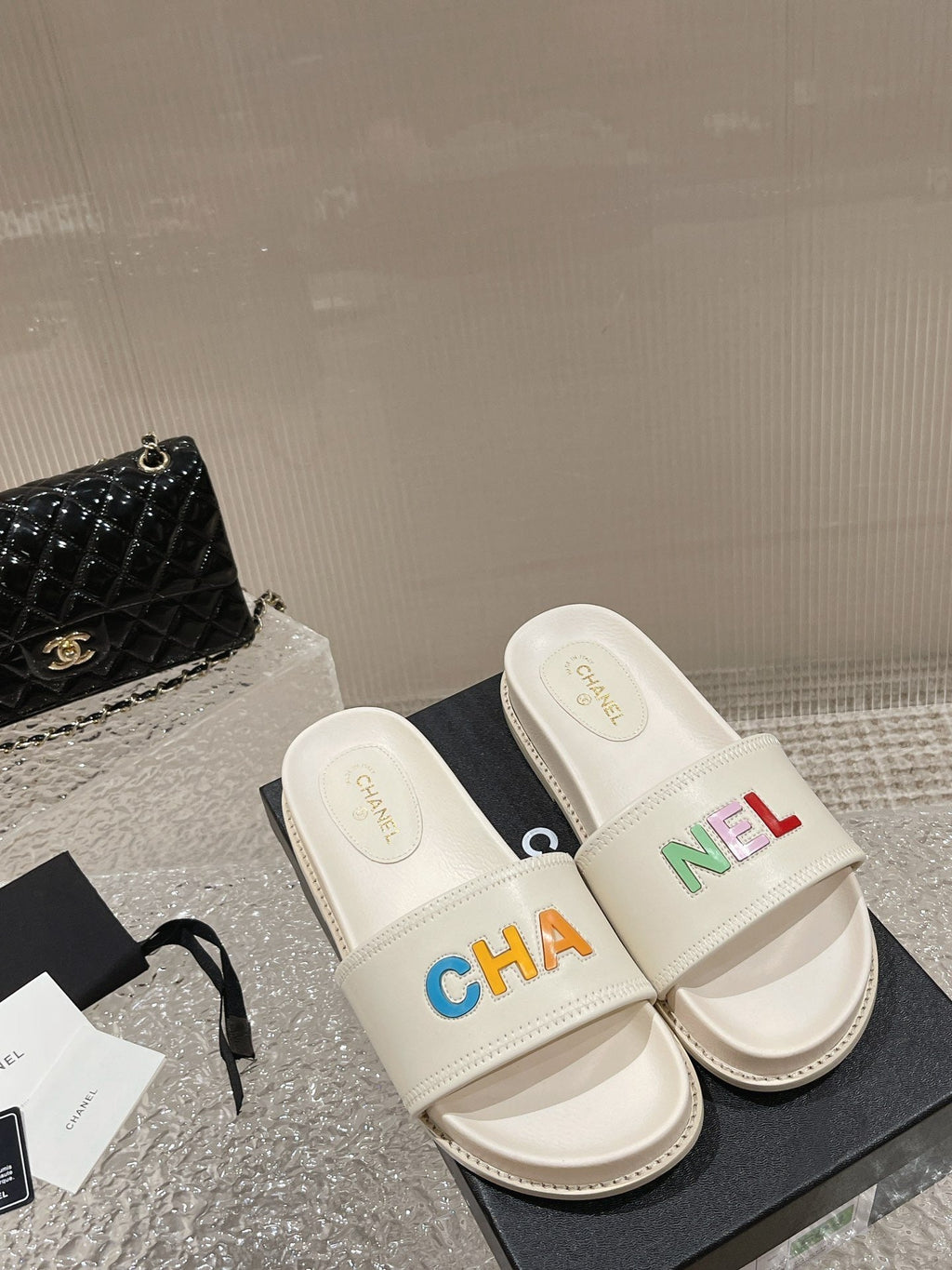 SE1114 CC Slipper / Size4-10