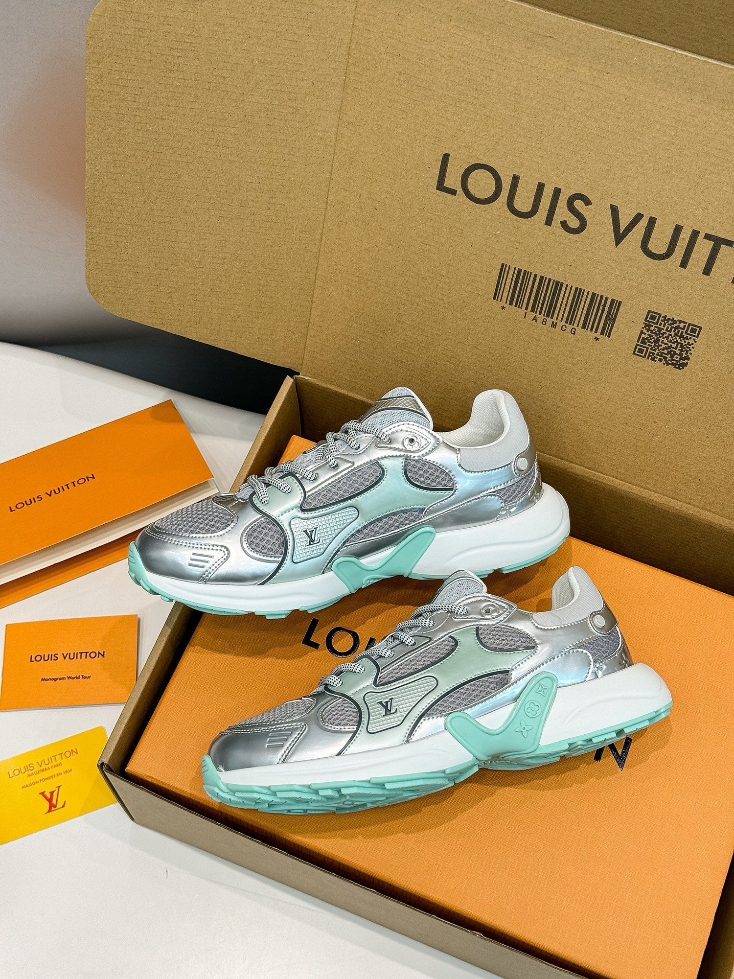 SE1636 LV Olympia Sneaker / Size5-11