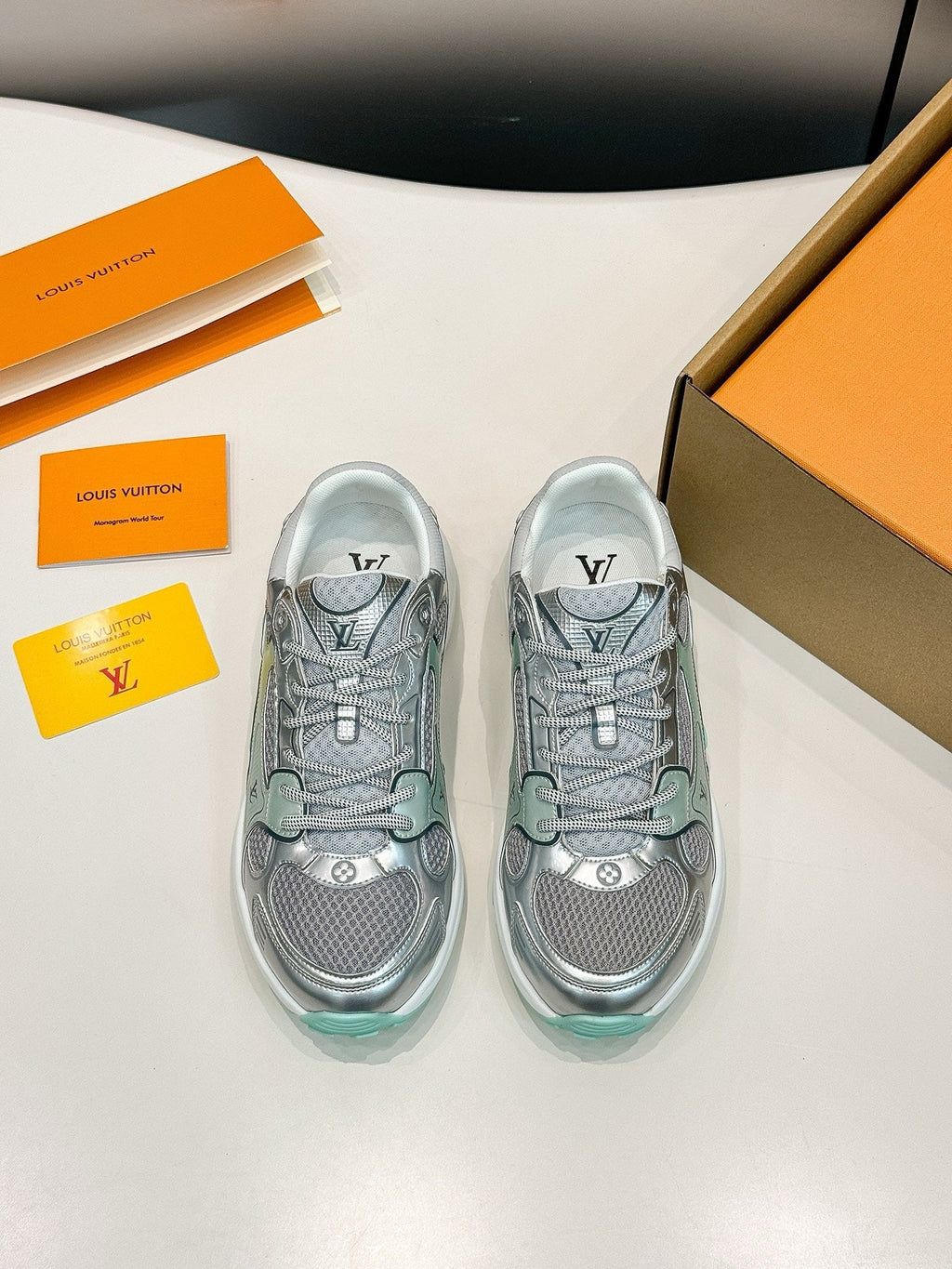 SE1636 LV Olympia Sneaker / Size5-11