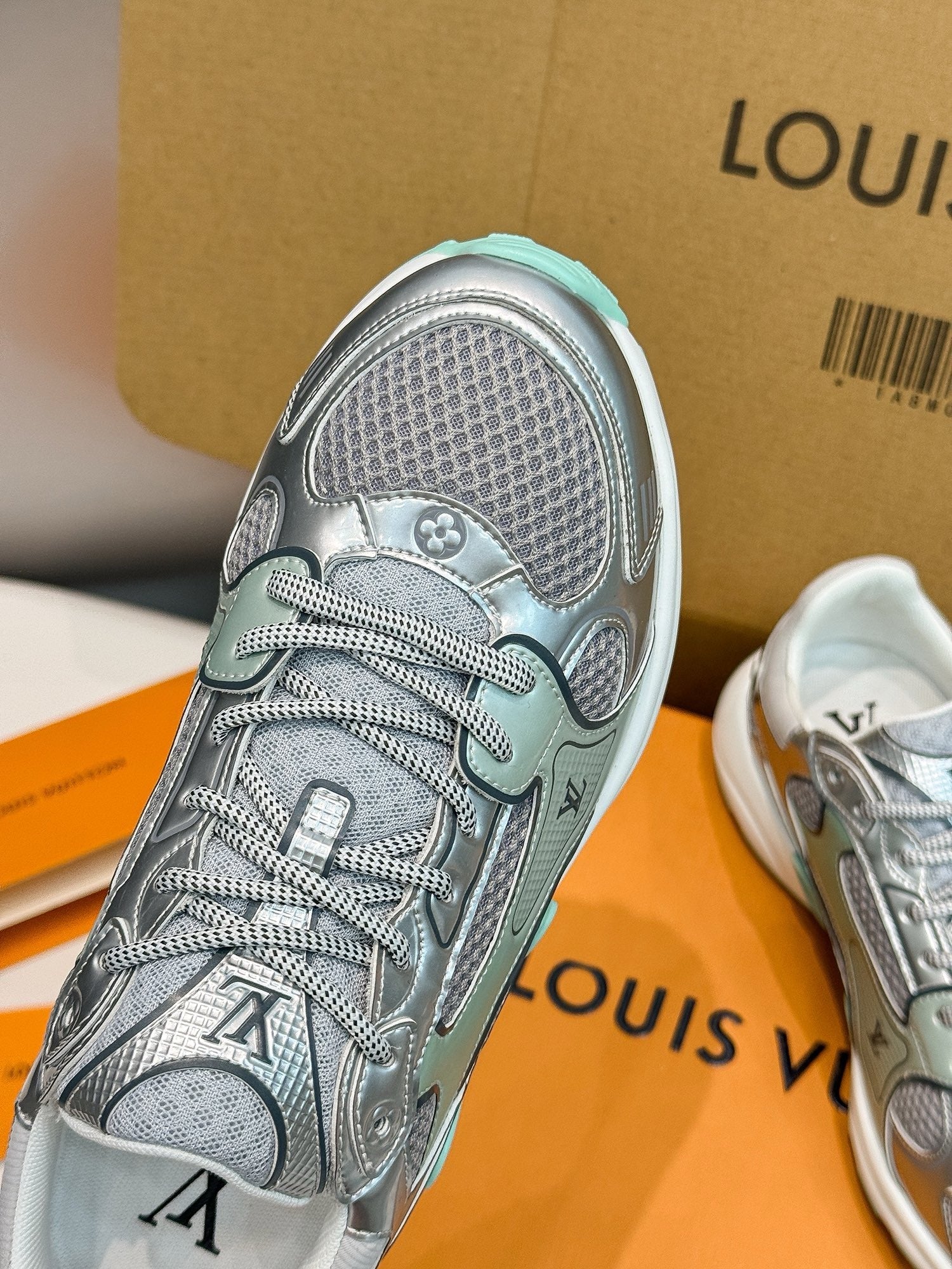 SE1636 LV Olympia Sneaker / Size5-11
