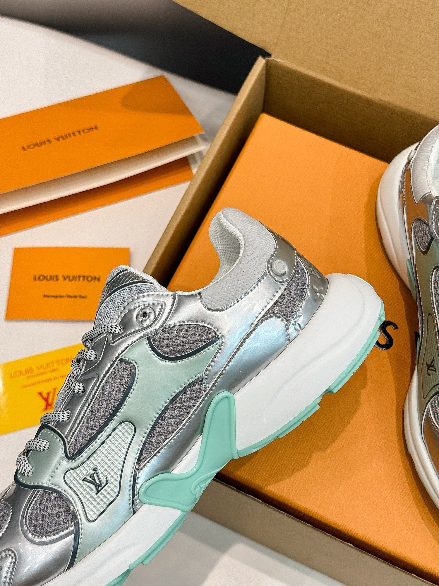 SE1636 LV Olympia Sneaker / Size5-11