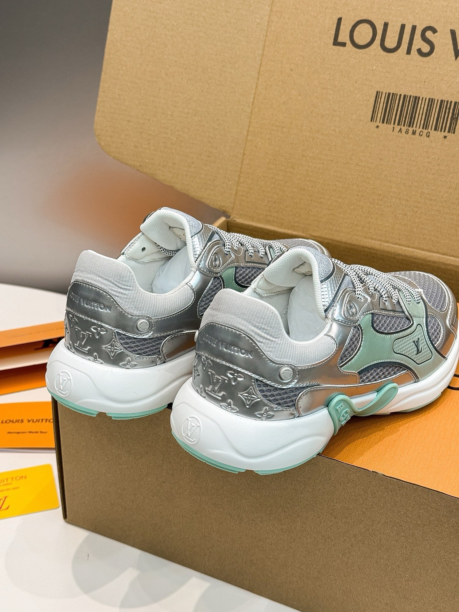SE1636 LV Olympia Sneaker / Size5-11
