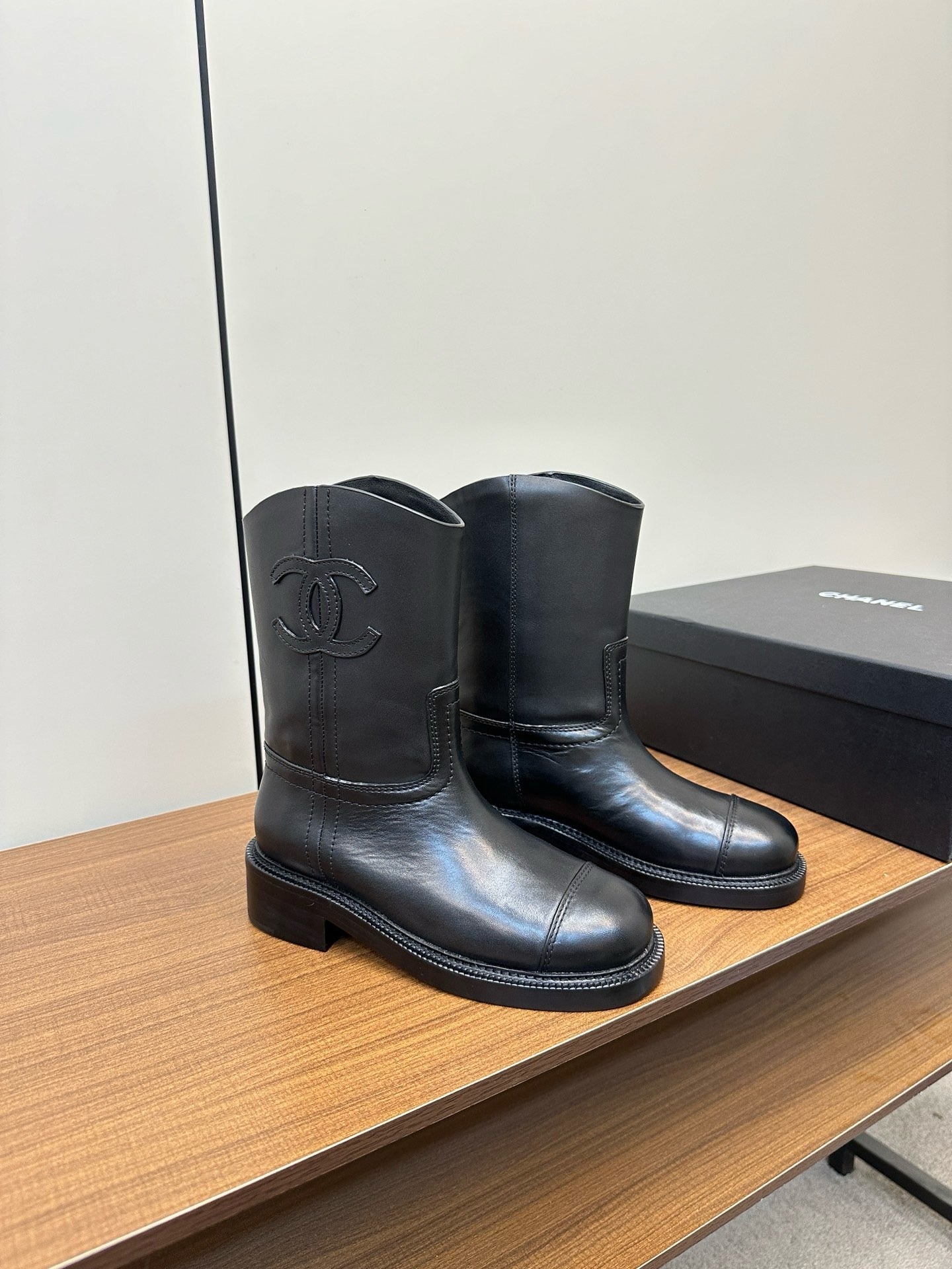 SE1451 CC Short Boots / Size5-10