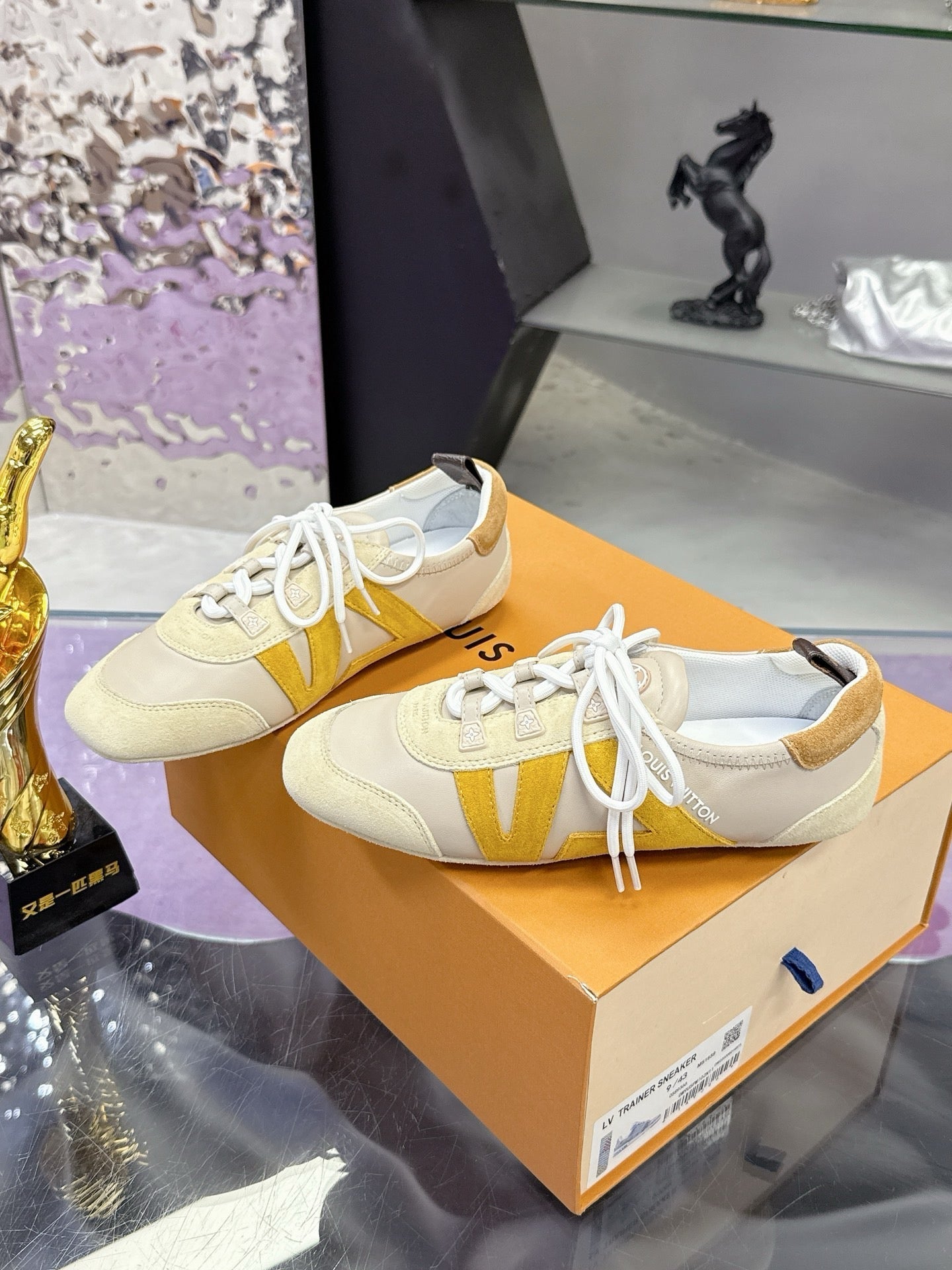 SE1644 LV Sneakerina / Size5-11