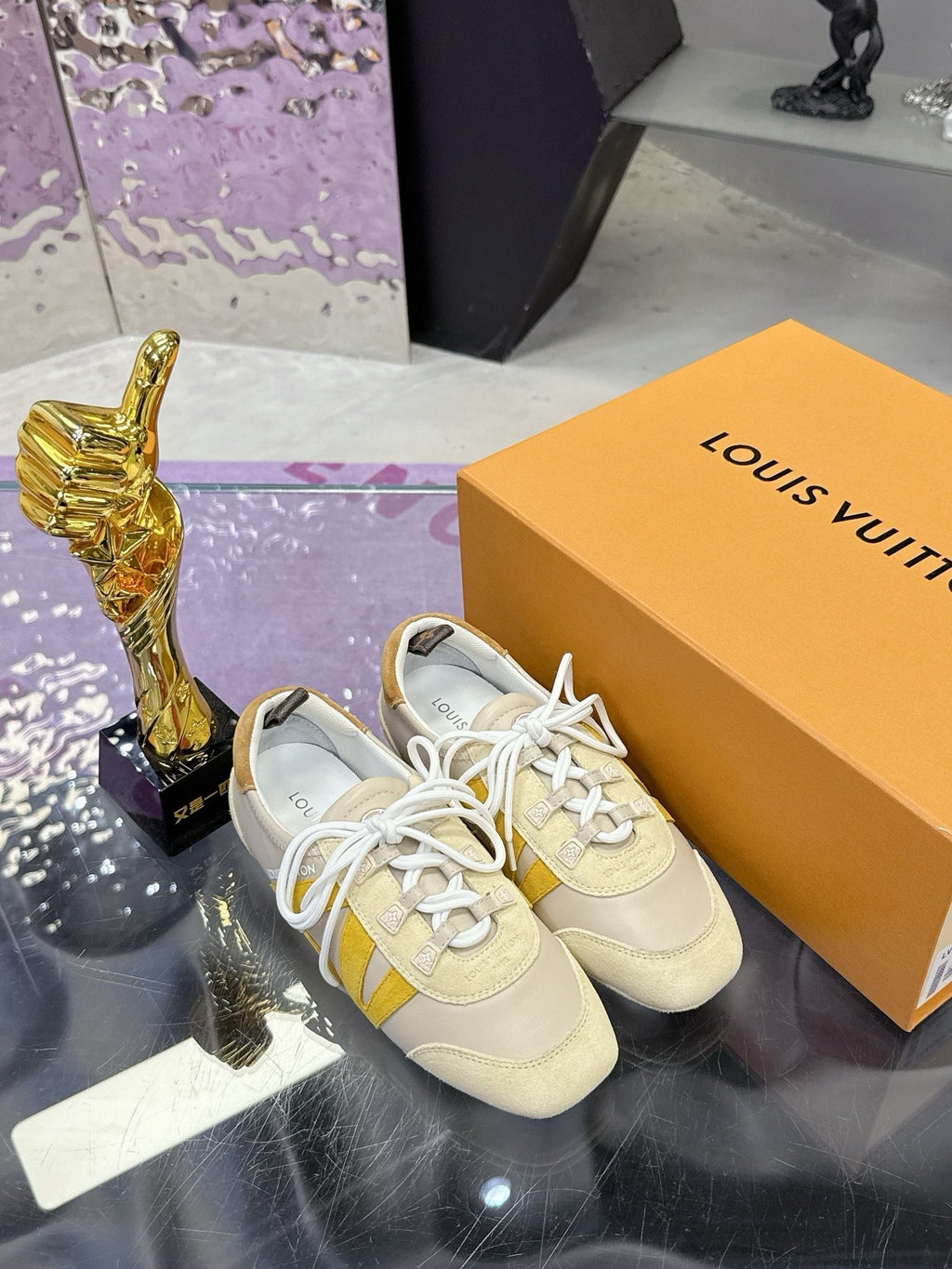SE1644 LV Sneakerina / Size5-11