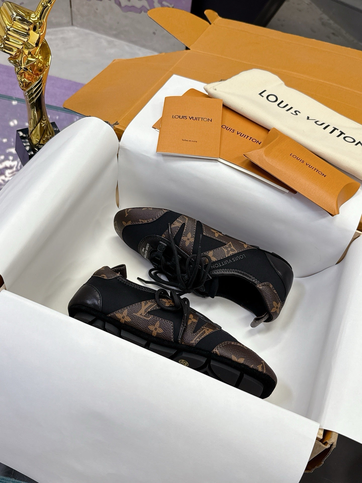 SE1645 LV Sneakerina / Size5-11
