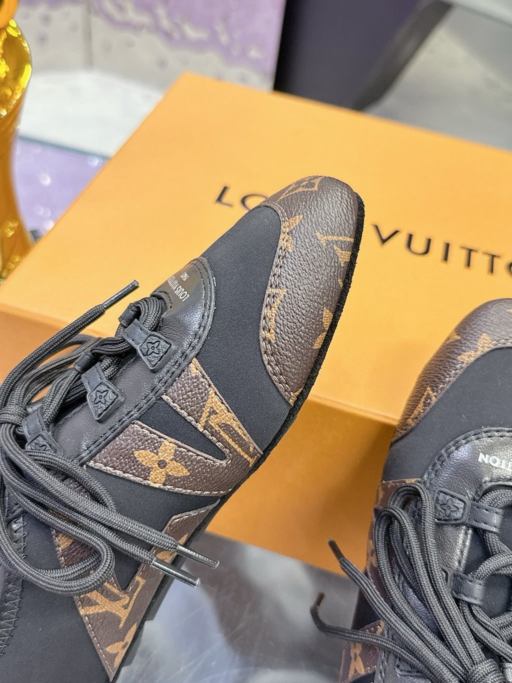 SE1645 LV Sneakerina / Size5-11