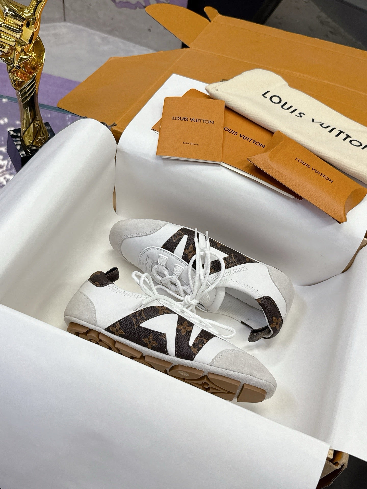 SE1646 LV Sneakerina / Size5-11