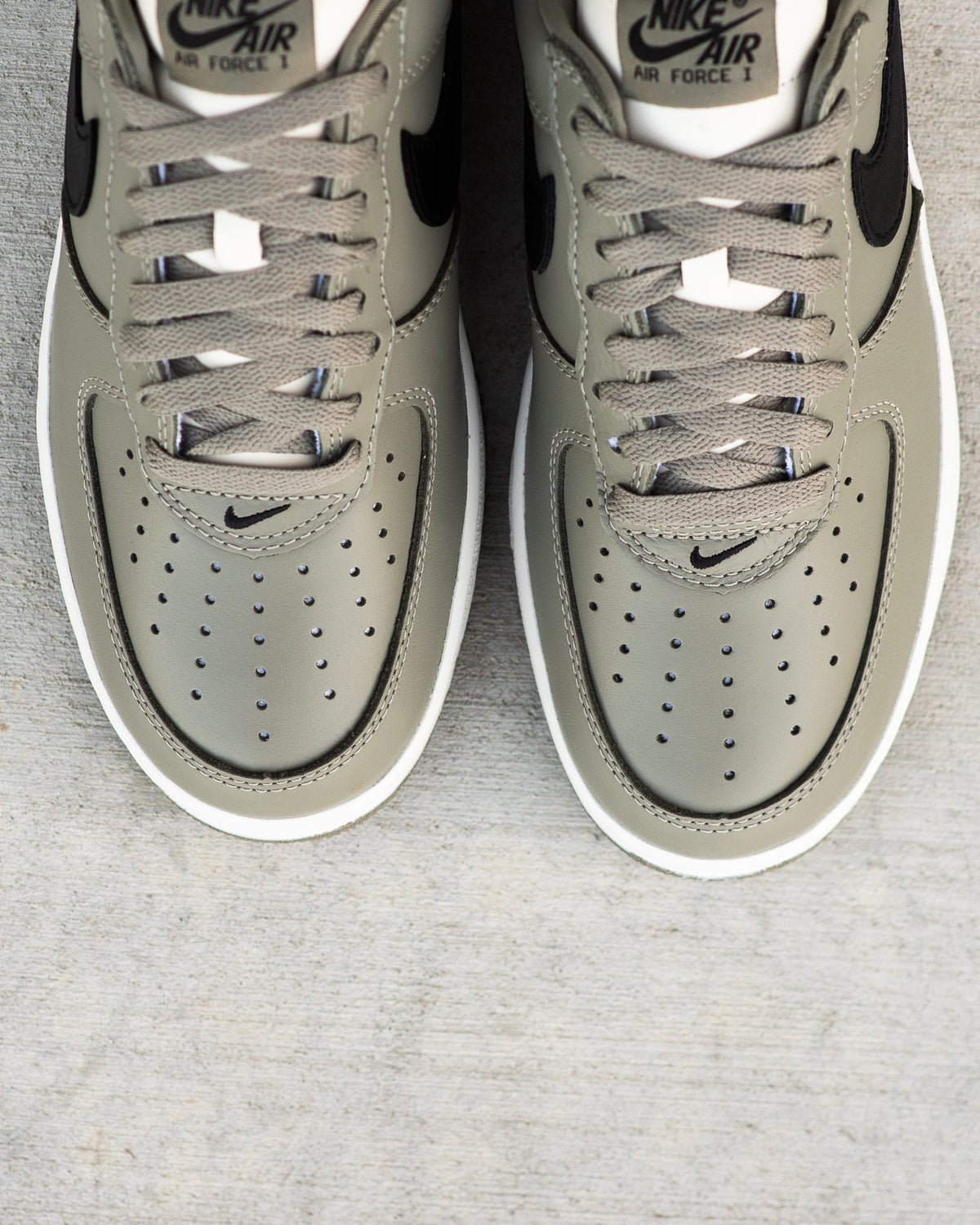 Nike Air Force 1 '01 - Light Army/Black