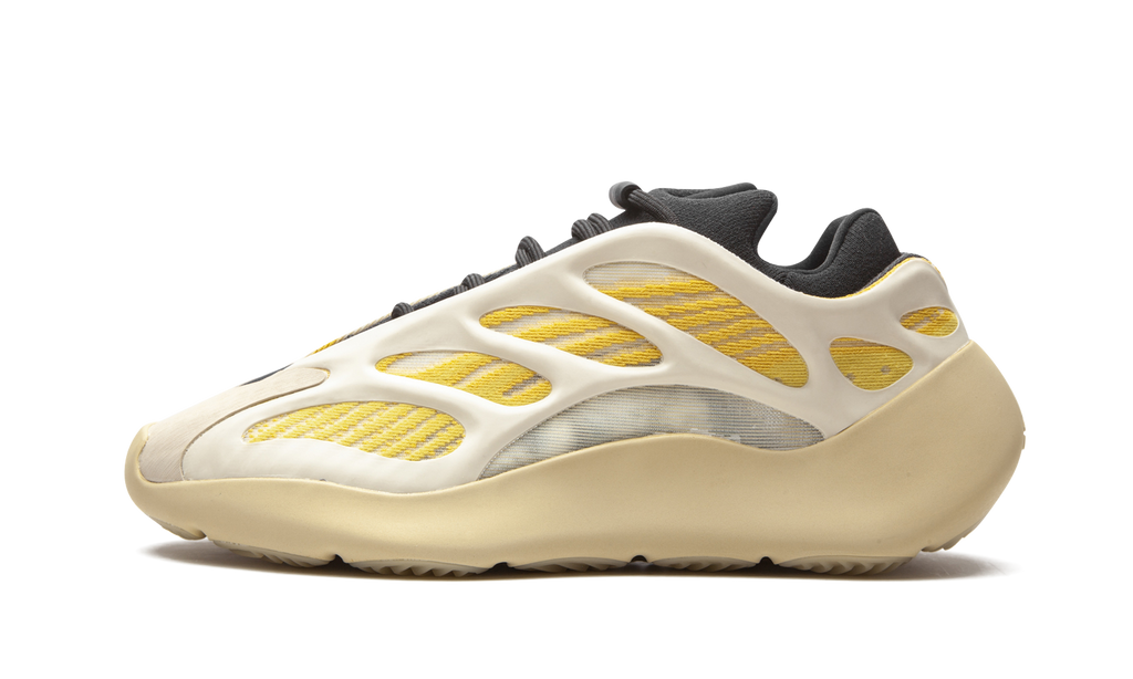 Yeezy 700 V3 "Safflower" G54853