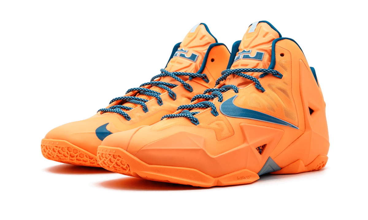 Lebron 11 "Atomic Orange" 616175 800