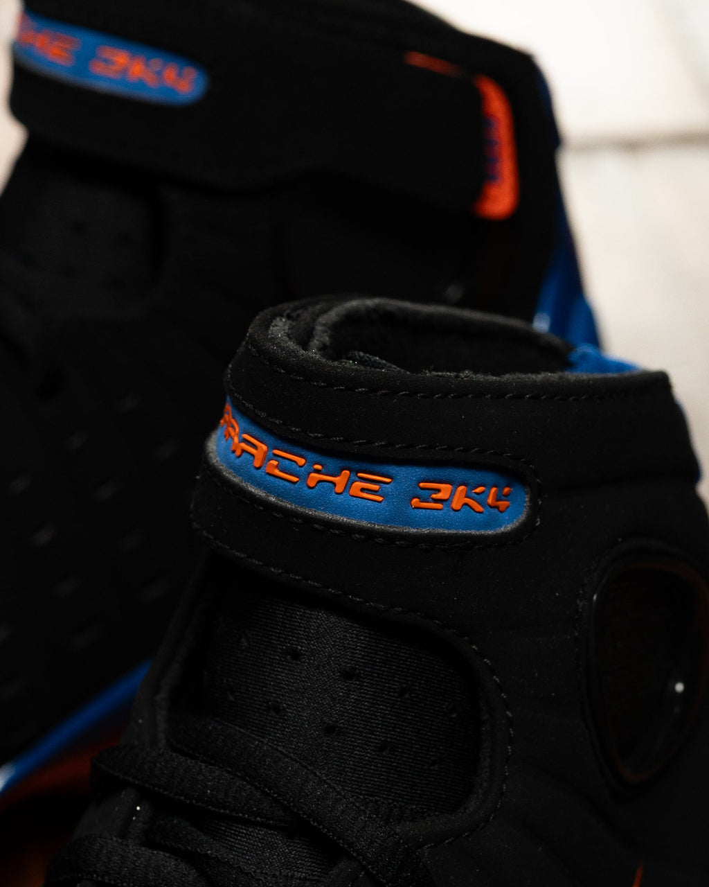 Nike Air Zoom Huarache 2K4 'Knicks' - Black/Varsity Royal