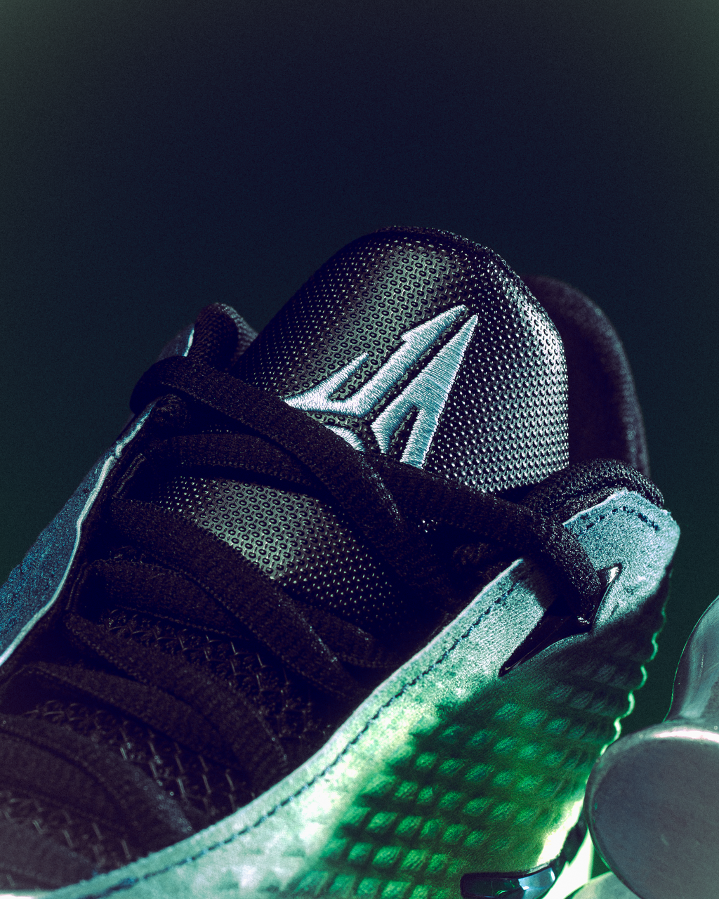 Nike Ja 4 'Nightmare' - Obsidian/Voltage Green