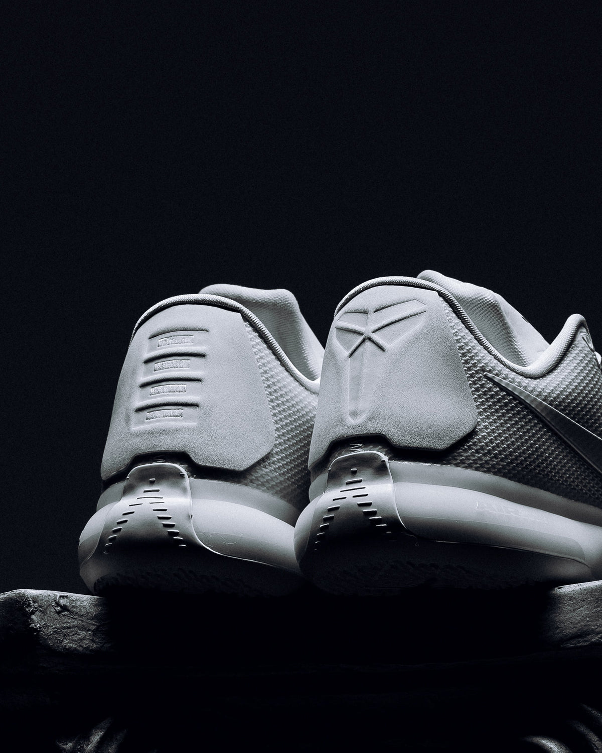 Nike Kobe 10 Protro 'Halo' - White/Multi