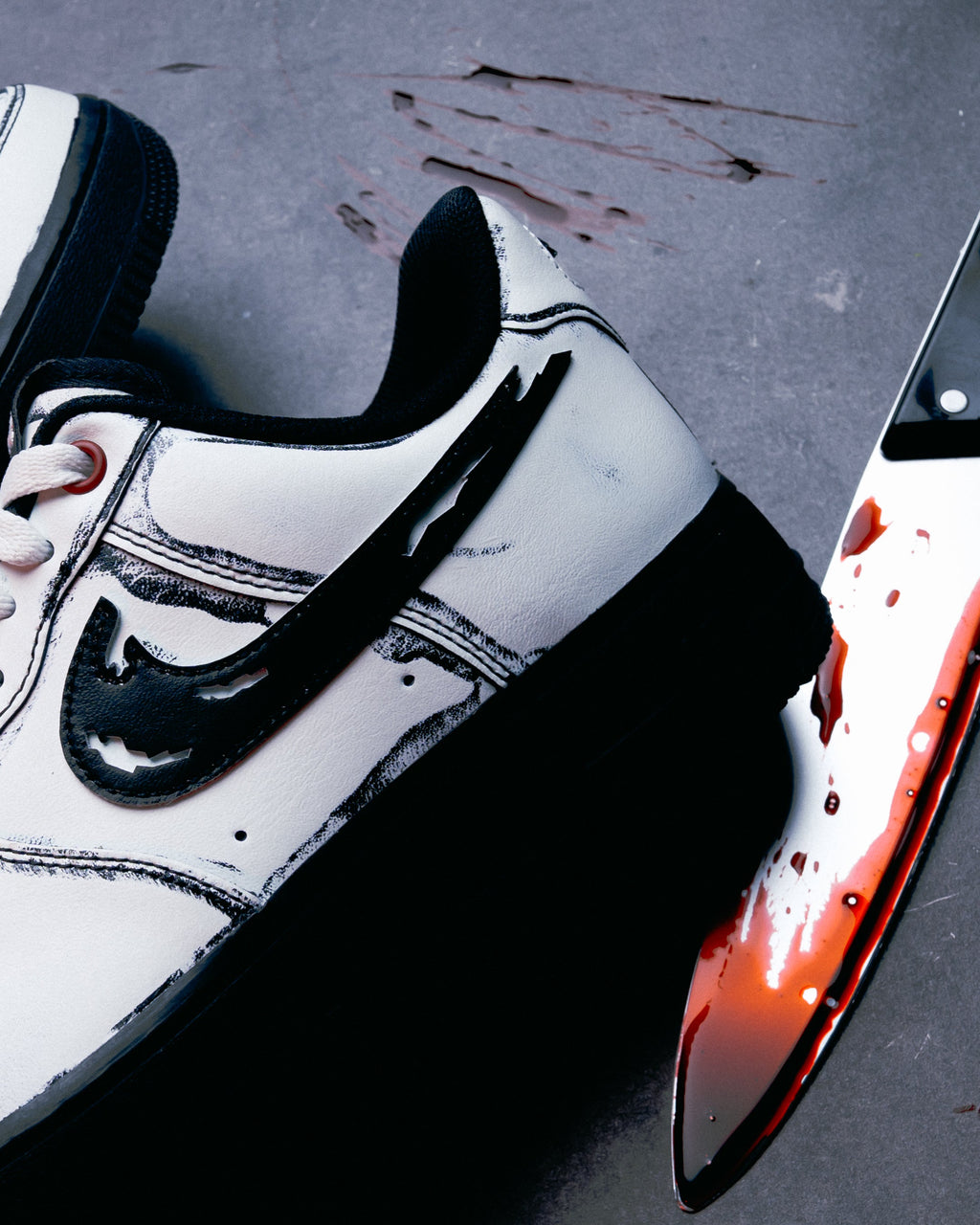 Nike Air Force 1 'Scream' - Summit White/Metallic Silver