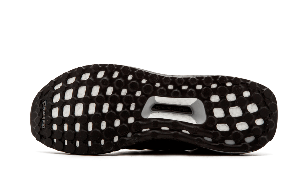 UltraBOOST "Triple Black 3.0" BA8920
