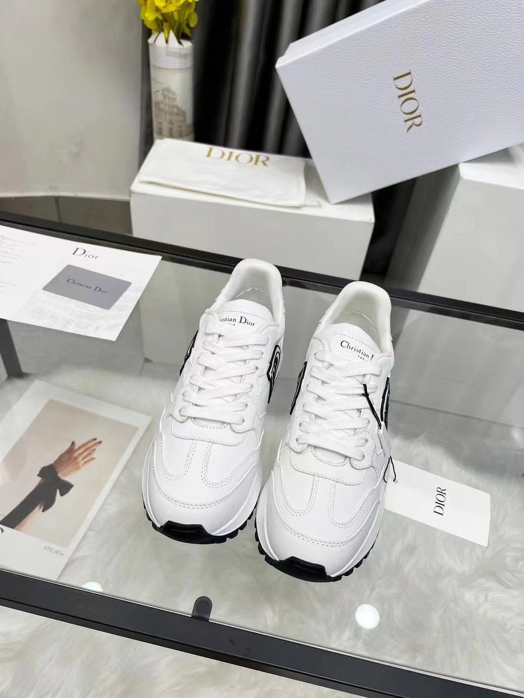 SE1547 C'est Dior Sneaker / Size5-11