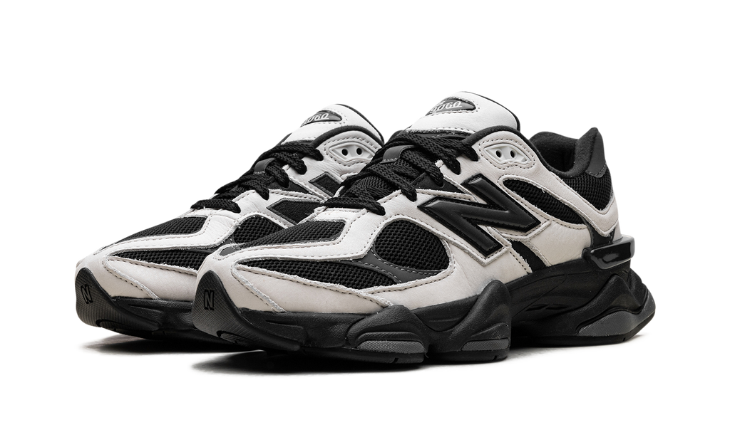 9060 "Off White Black" U9060ZBS