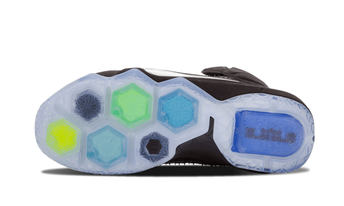Lebron 12 EXT RC QS "Rubber City" 744286 001