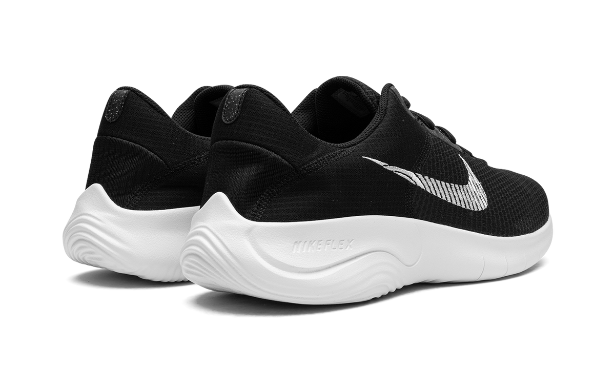 Flex Experience Run 11 "Black/White" DD9284 001