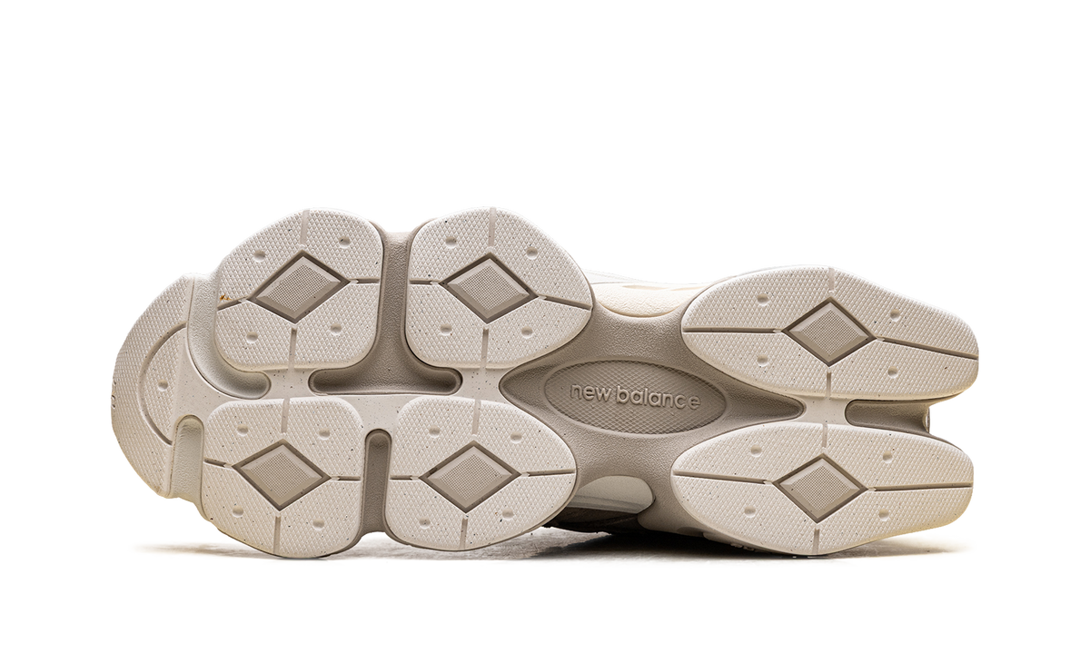 9060 Driftwood "Timberwolf" U90608AP