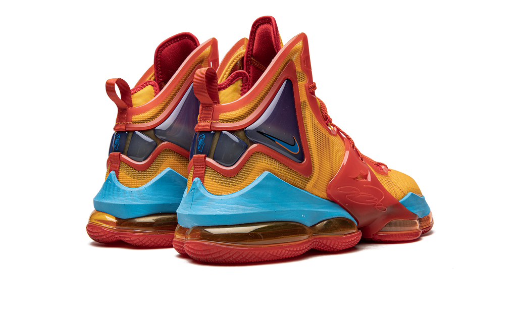 LEBRON XIX "Space Jam - Tune Squad" DC9338 800