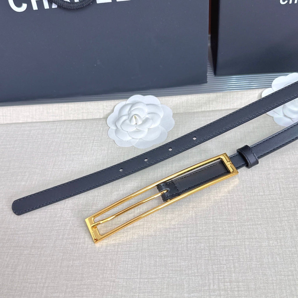 CC Métiers d’art 2026 1.5cm Black Belt Leather 211433