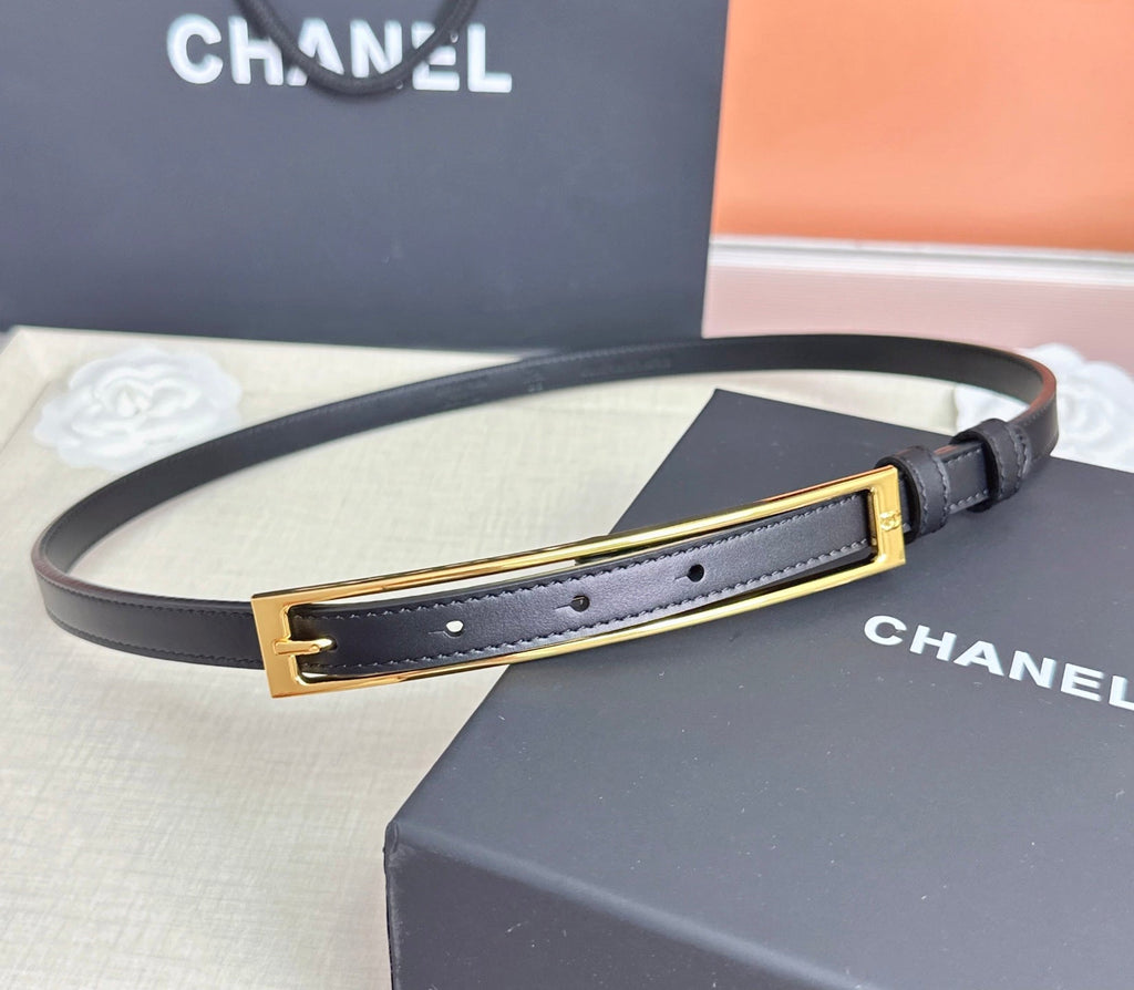 CC Métiers d’art 2026 1.5cm Black Belt Leather 211433