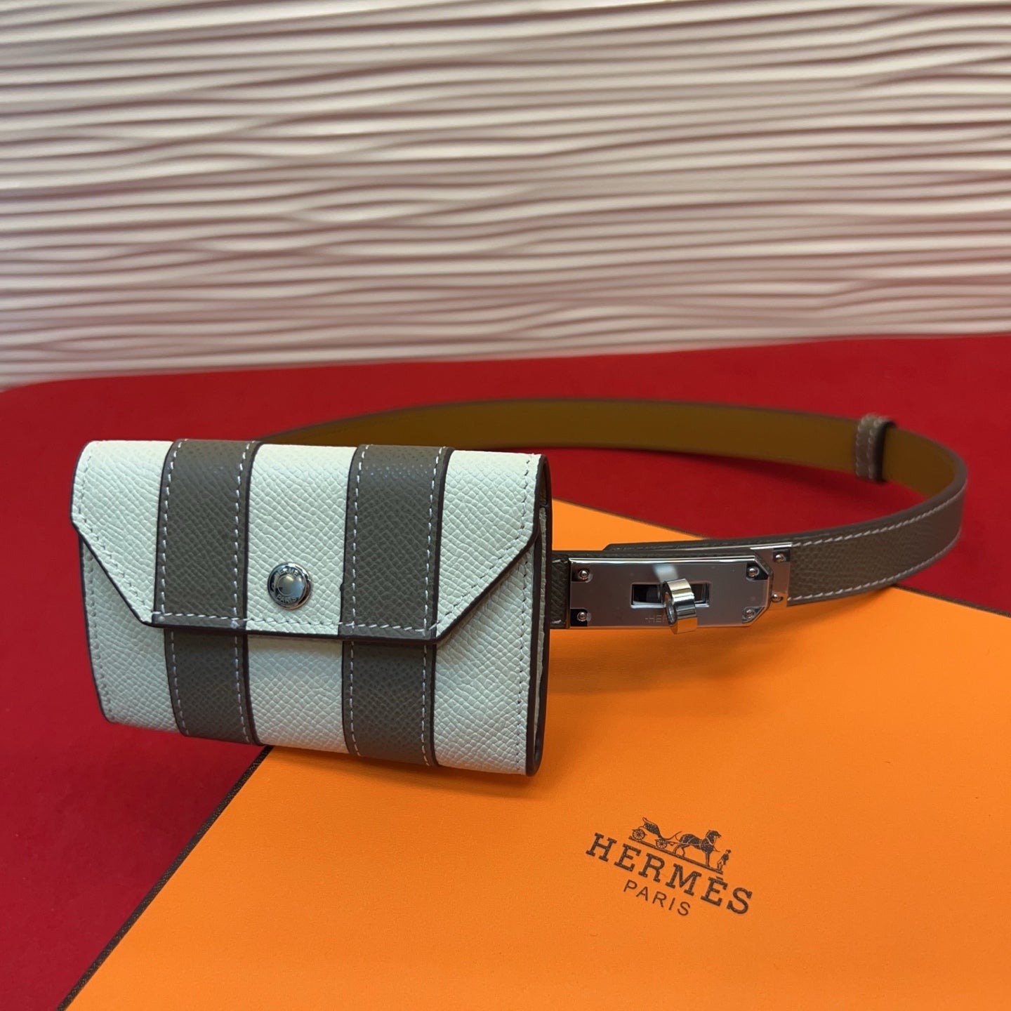 HM Kelly Pocket 18 Belt Epsom Calfskin 214050