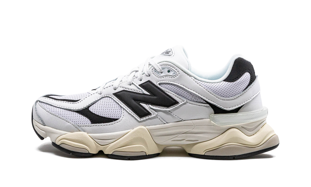 9060 "White / Black" U9060AAB