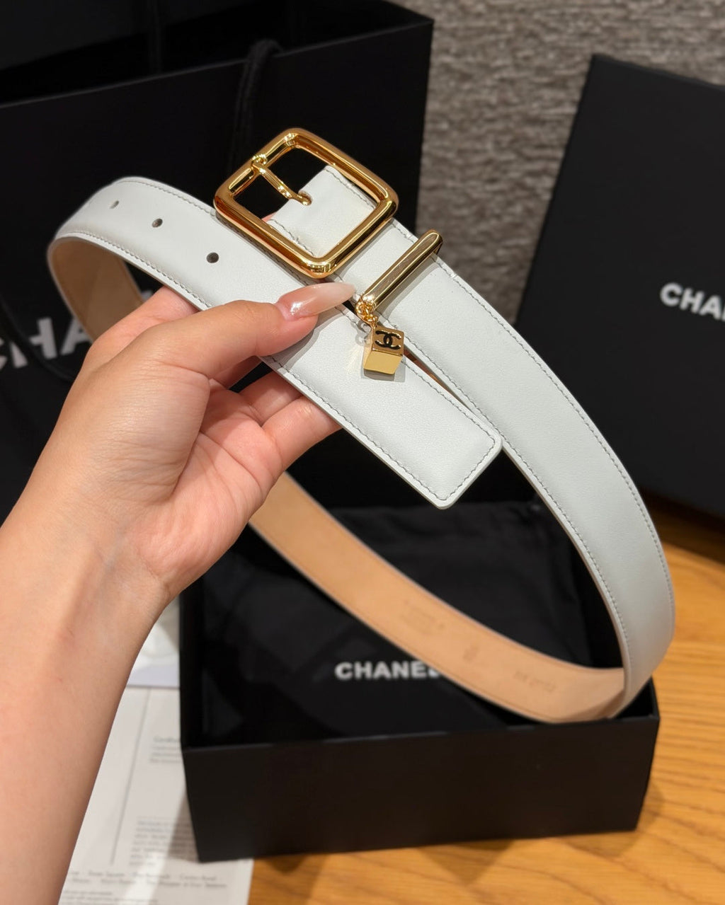CC 3.0cm 2026 Métiers d'art White Gold Calfskin 209276