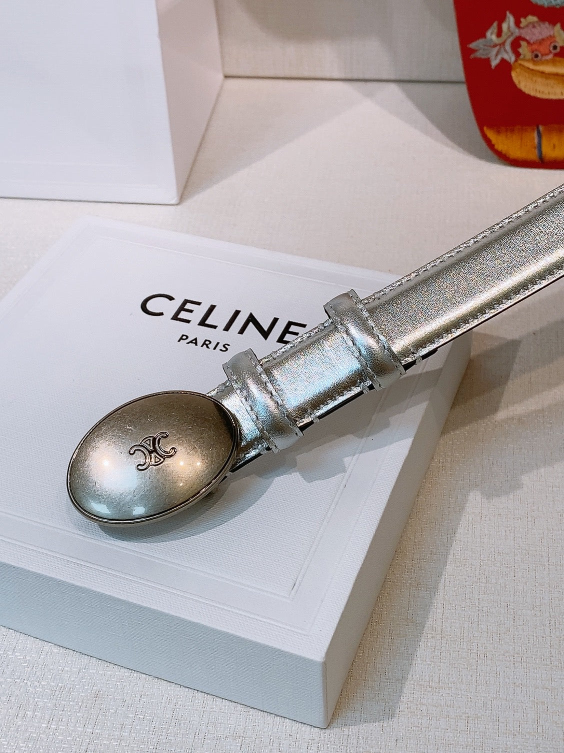 Celine Triomphe Oval Belt 2.5cm Sliver Calfskin 203769