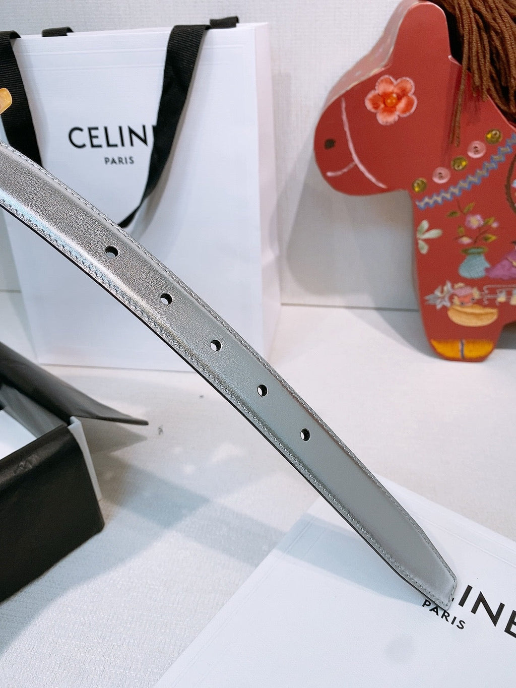 Celine Triomphe Oval Belt 2.5cm Sliver Calfskin 203769