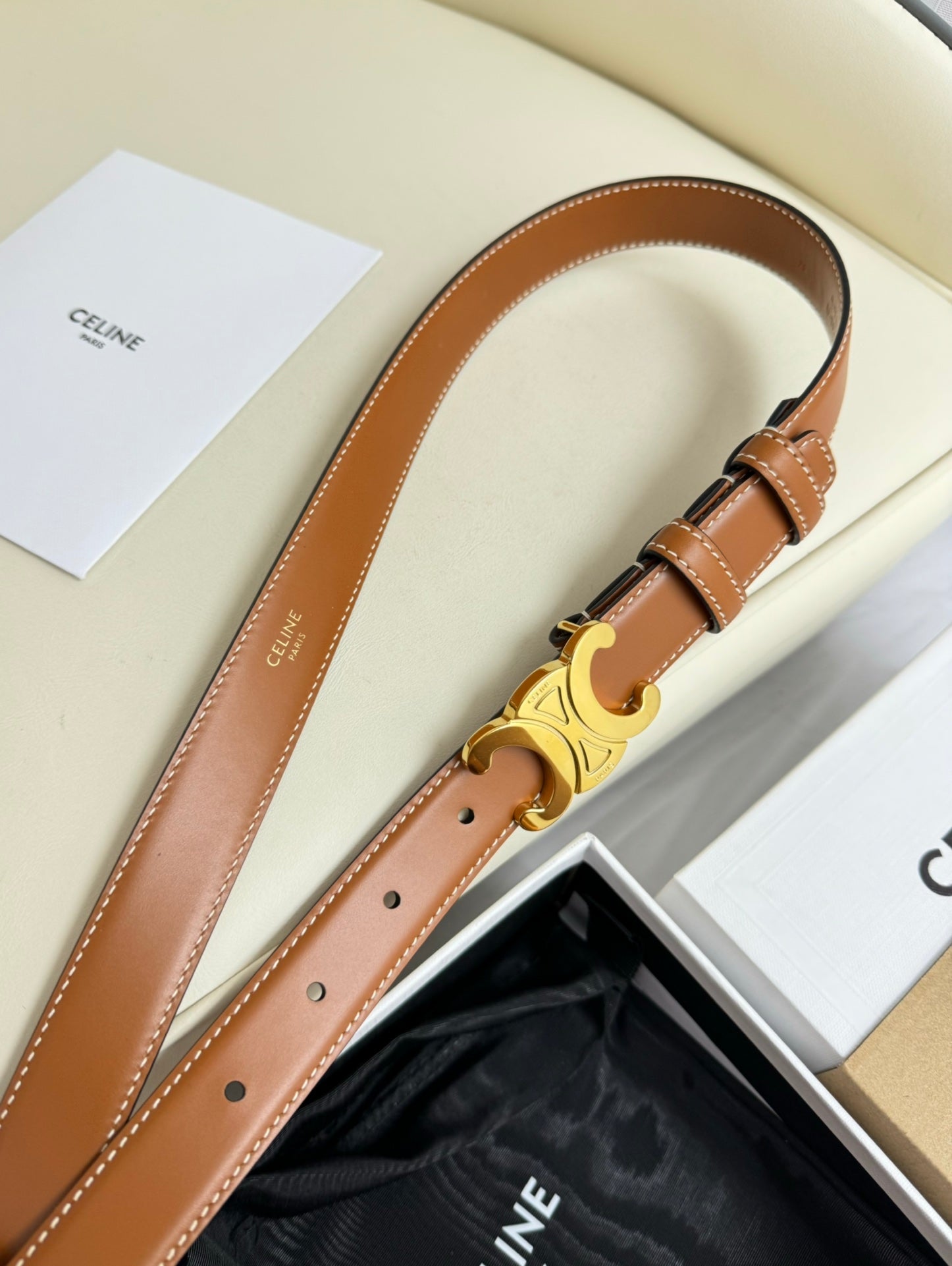 MEDIUM TRIOMPHE BELT 25MM BRONZE BROWN LEATHER GOLD HARDWARE
