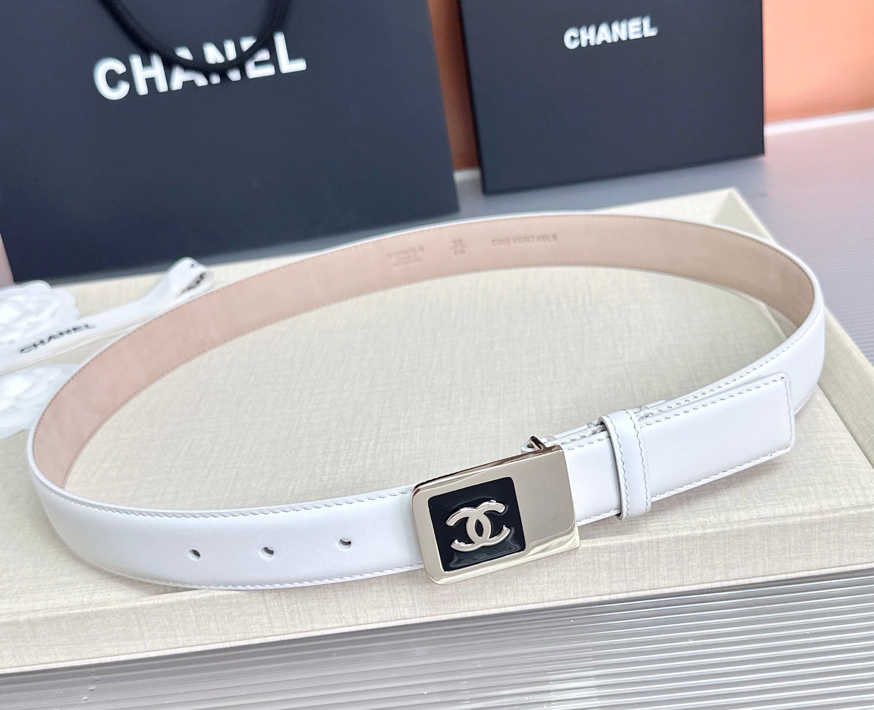 CC 3.0cm Belt White Lambskin 209360