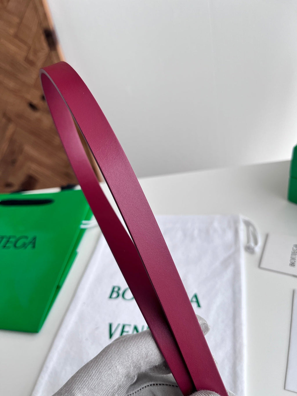 BV Narrow Face Belt 1.5cm Burgundy Gold Leather 207537