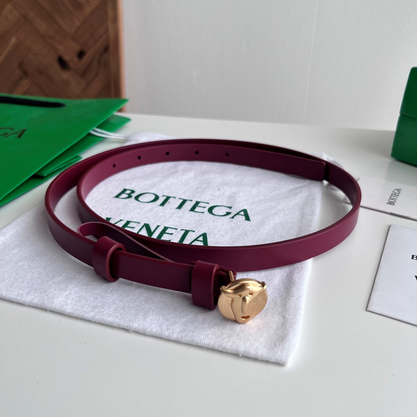 BV Narrow Face Belt 1.5cm Burgundy Gold Leather 207537