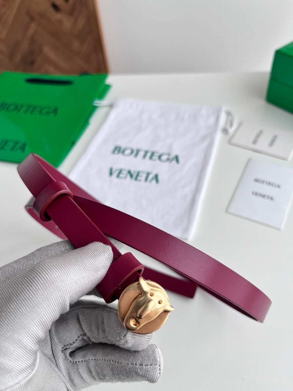 BV Narrow Face Belt 1.5cm Burgundy Gold Leather 207537