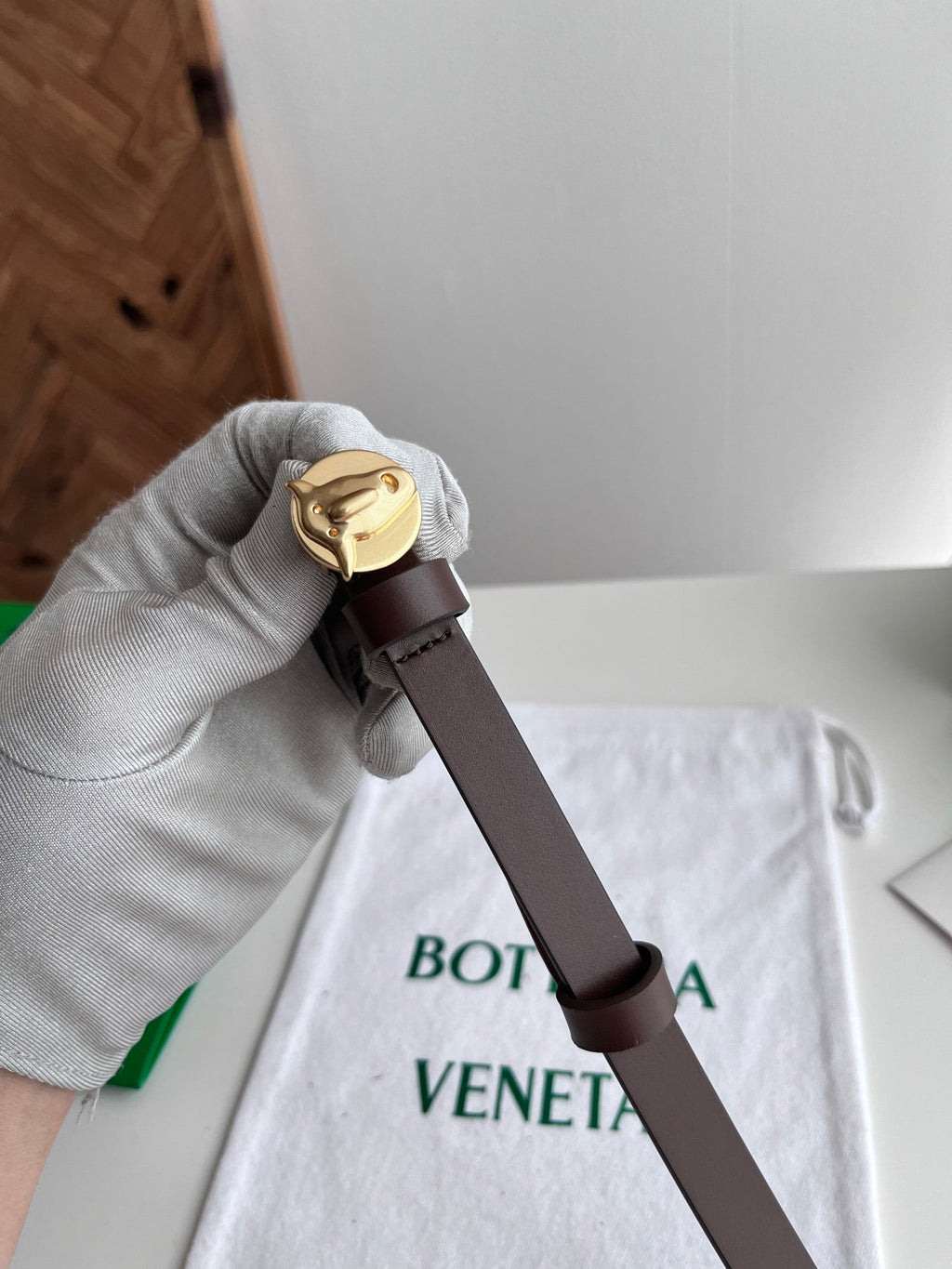 BV Narrow Face Belt 1.5cm Coffee Gold Leather 207543