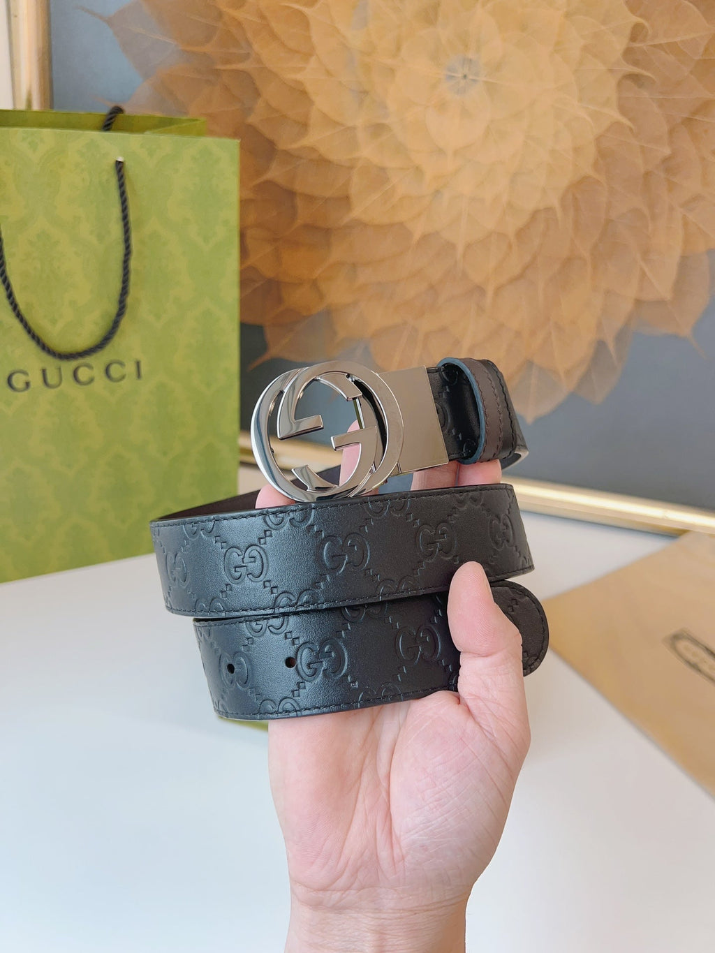 Gucci Supreme Belt Blunt Copper Buckle 37mm Black Embossed Leather